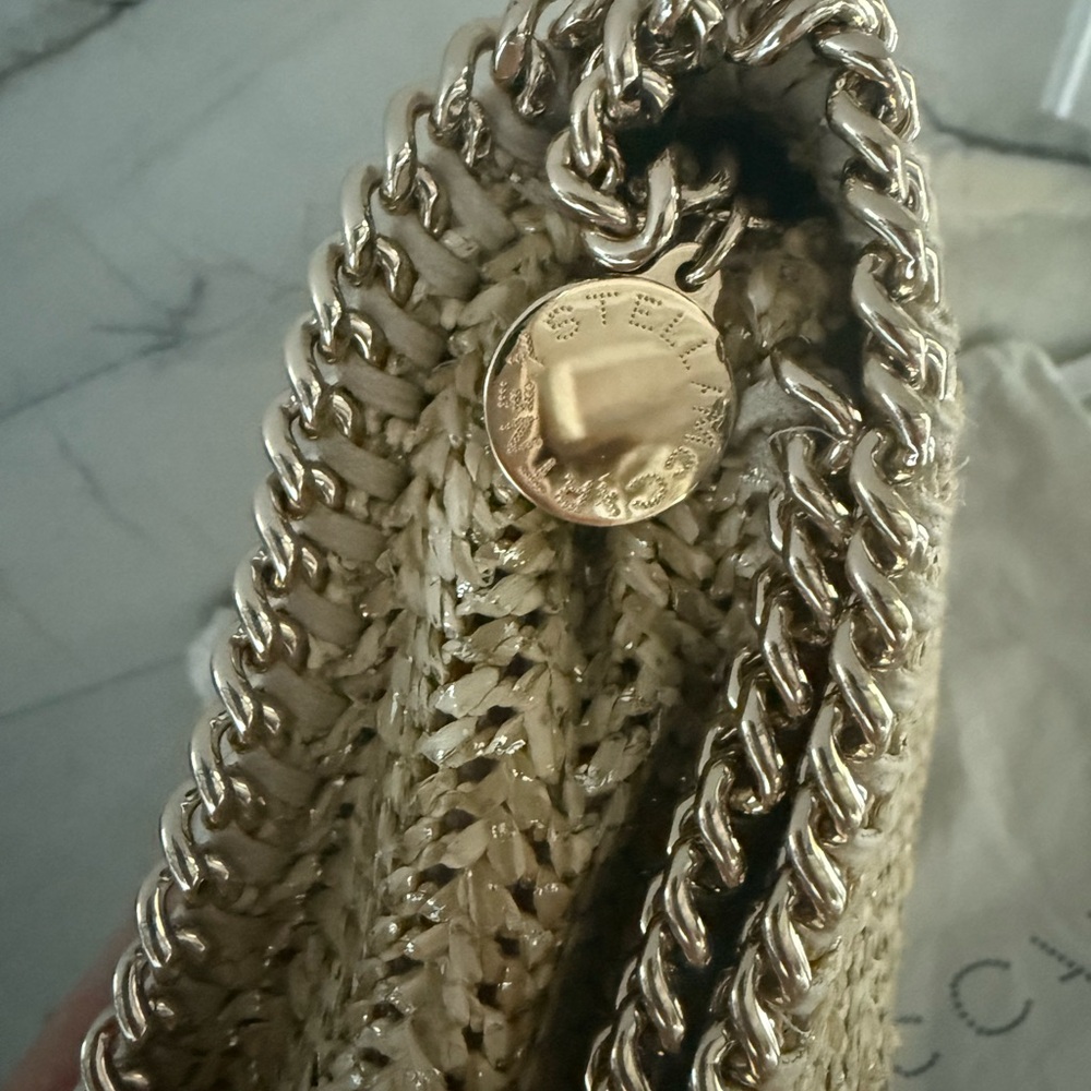 Stella McCartney Natural Beige Woven Crossbody with Gold Chain - Picture 8 of 13